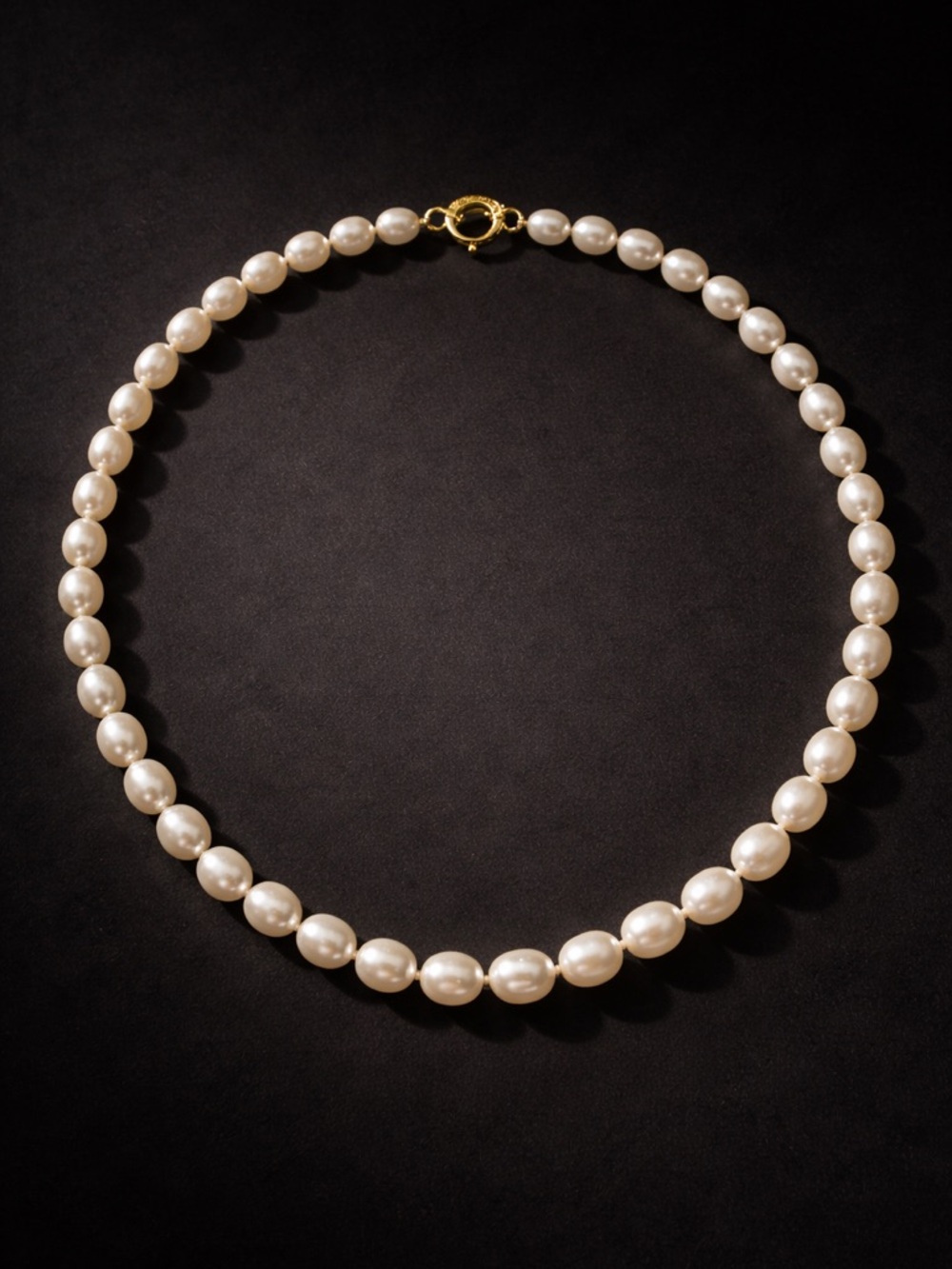 14K Gold Clasp Freshwater Pearl Necklace 18” Classic Strand